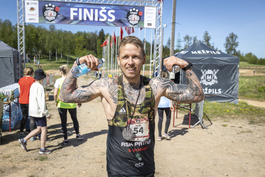 "Stipro skrējiens".