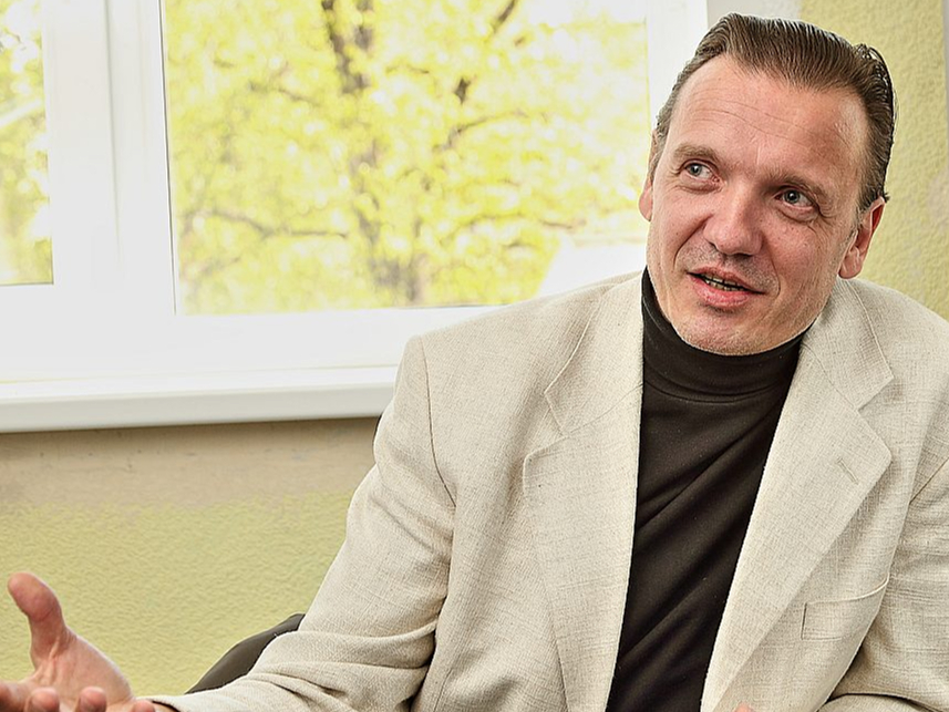 Mārtiņš Liepa: "Tēva apskāviens, padoms īstajā brīdī un glāsts ir desmit reižu vērtīgāks nekā īsziņa par kontā pienākušiem simt eiro."