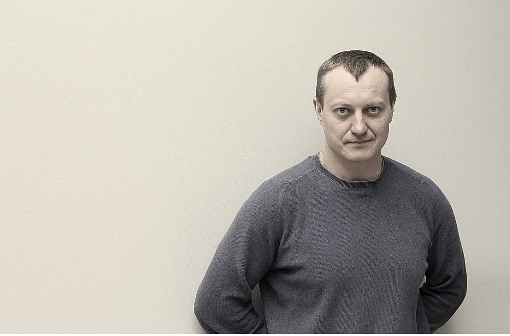 Aigars Lielbārdis: "Mēs neesam ne mazāk, ne vairāk māņticīgi kā mūsu kaimiņi un citas Eiropas tautas, tikai, iespējams, māņticības formas vai ticība pārdabiskajam var būt mazliet atšķirīgas."