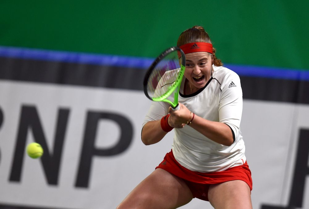Aļona Ostapenko.