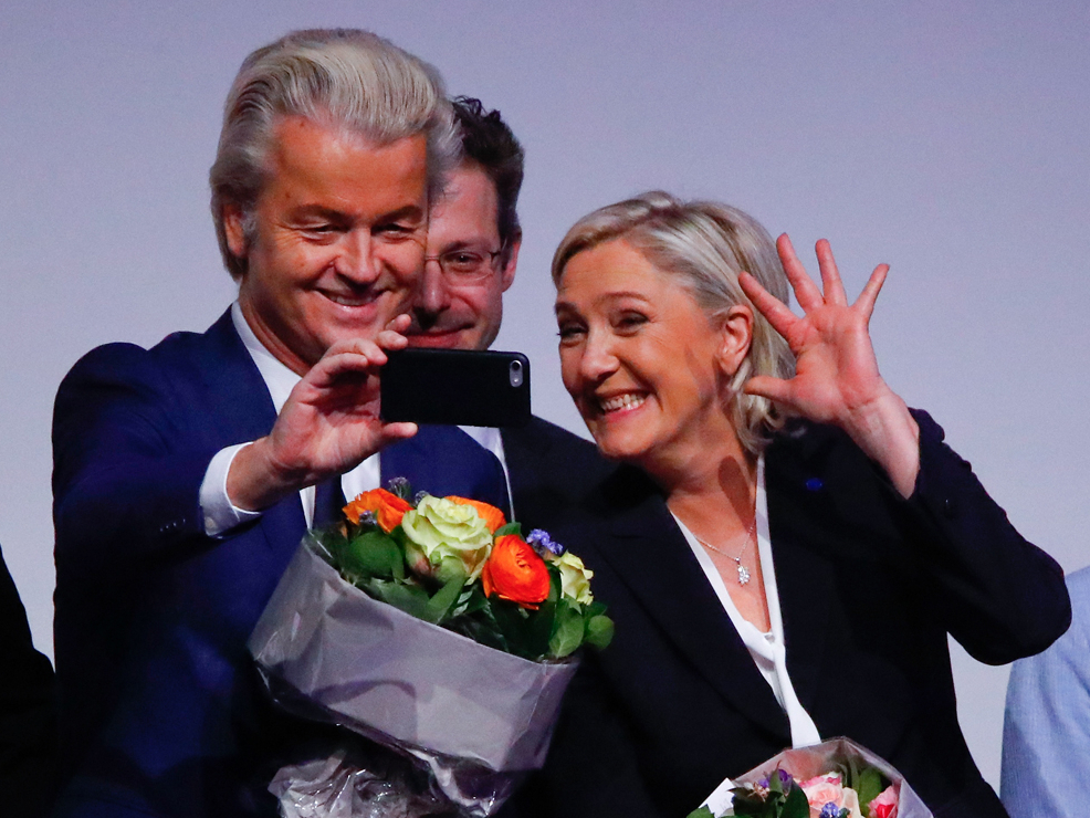 Nīderlandes
Brīvības partijas līderis Gērts Vilderss (no kreisās) un Francijas galēji labējo spēku līdere Marina Lepēna ir vieni no politiķiem, kas visvairāk ieguvuši no migrācijas jautājumu cilāšanas.