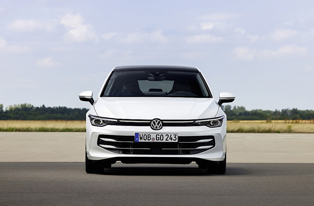 "Volkswagen Golf".