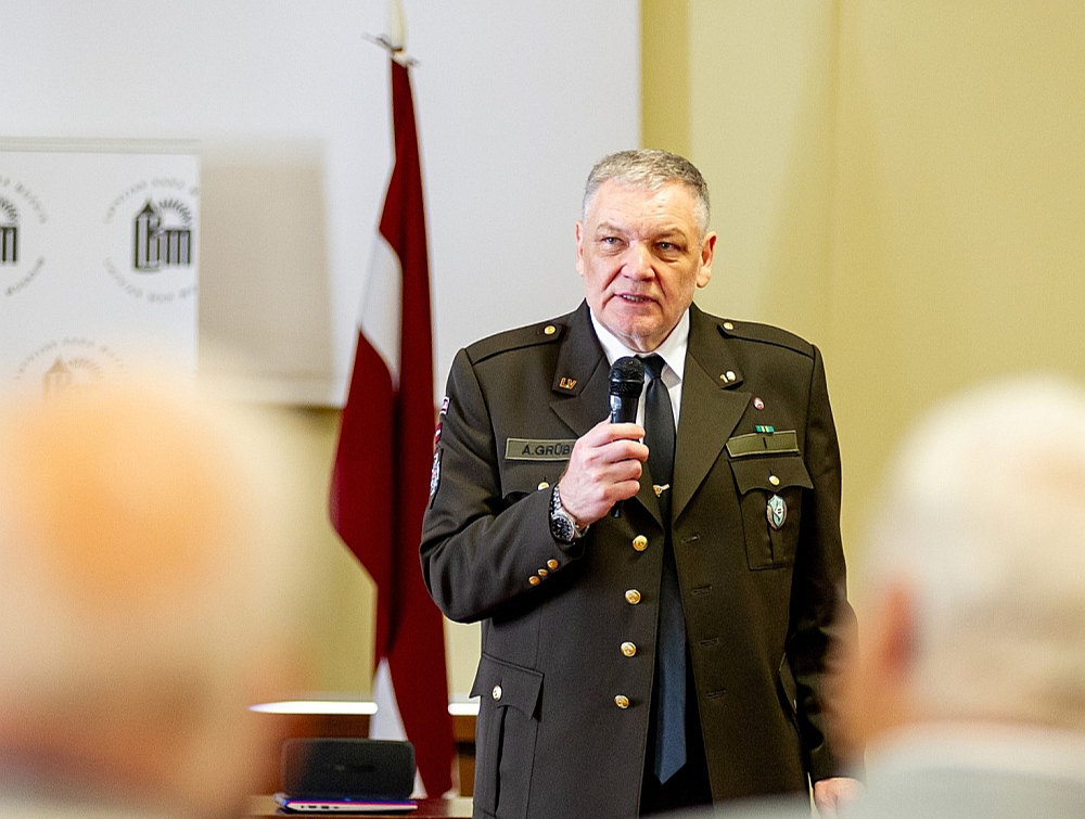 Ansis Burke jeb Ansis Grūbe.