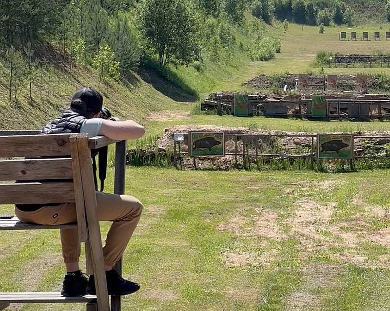 Stāvošu mērķu šaušana no atbalsta: viss notiek līdzīgi kā gaides medībās.