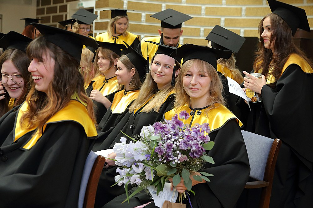 Latvijas Universitātes Izglītības zinātņu un psiholoģijas fakultātes izlaidums LU Lielajā aulā.