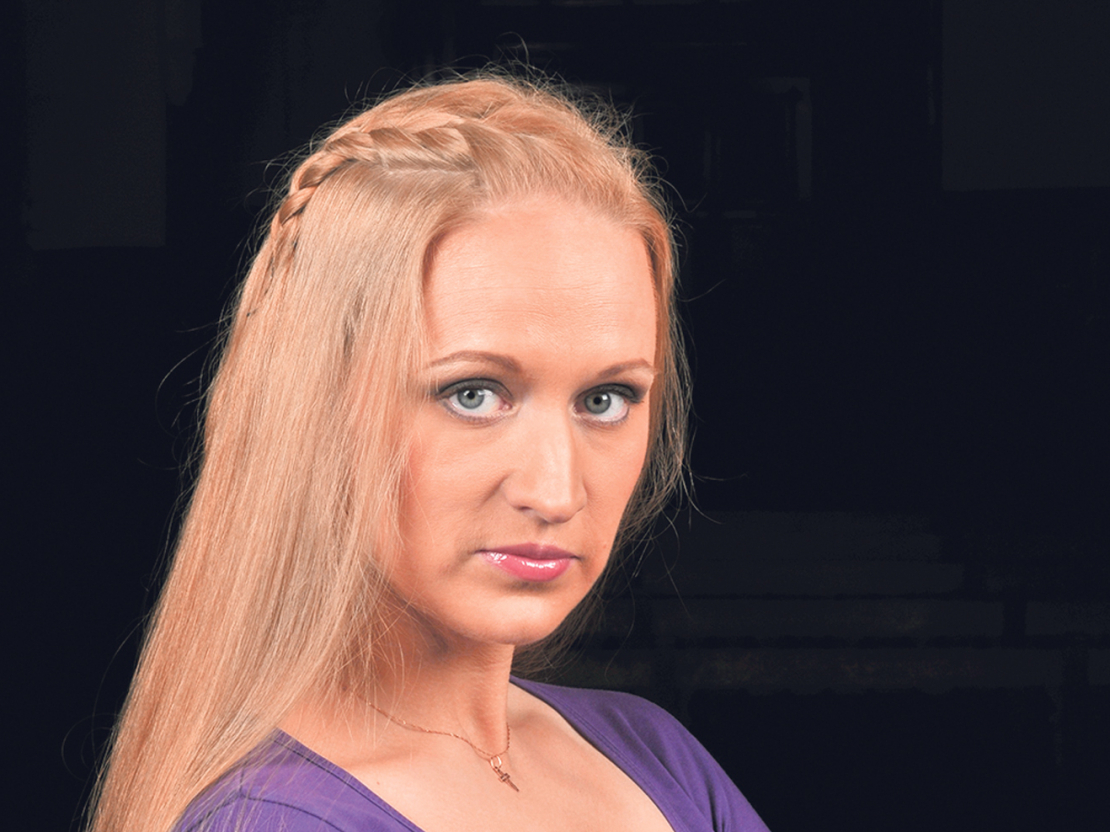 Ilona Birģele, spēlējot uz Rīgas Doma ērģelēm panāca skaistu un harmonisku introvertā vēstījuma atveidu.