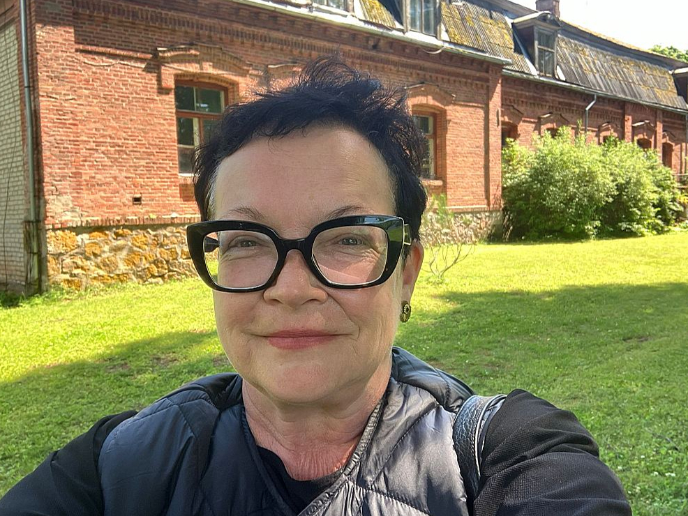 Astrīda Rogule: "Latvijai pietrūcis politiskās gribas laikmetīgās mākslas muzeja izveidei."