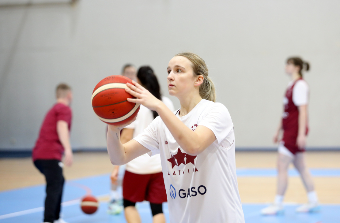 Enija Vīksne.