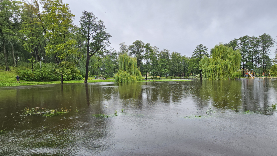 Arkādijas parks. Vētras sekas. Plūdi.