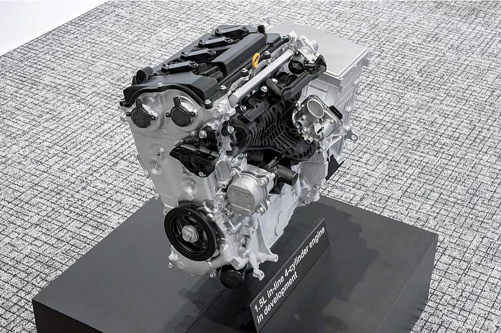 Jaunais "Toyota" 1,5 litru benzīna motors.