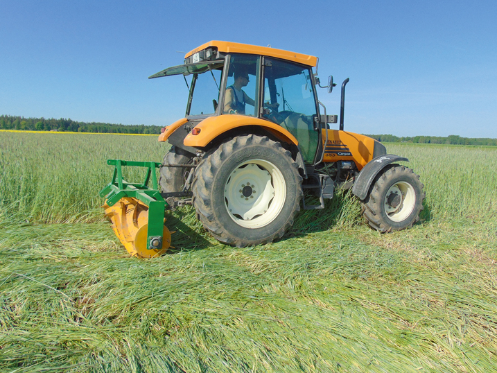 Lauzējveltnis 'Roller crimper'.