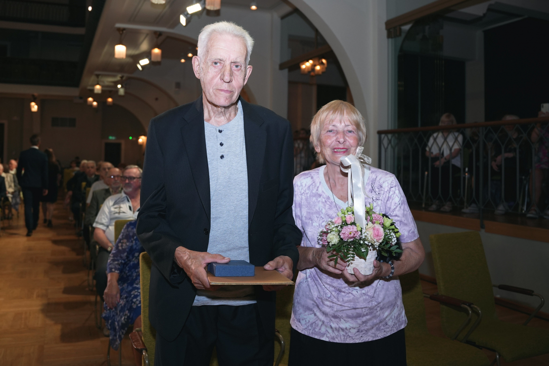 Rīgā sveikti Zelta kāzu jubilāri.