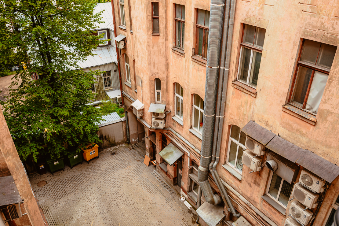 Brīvības iela 68.