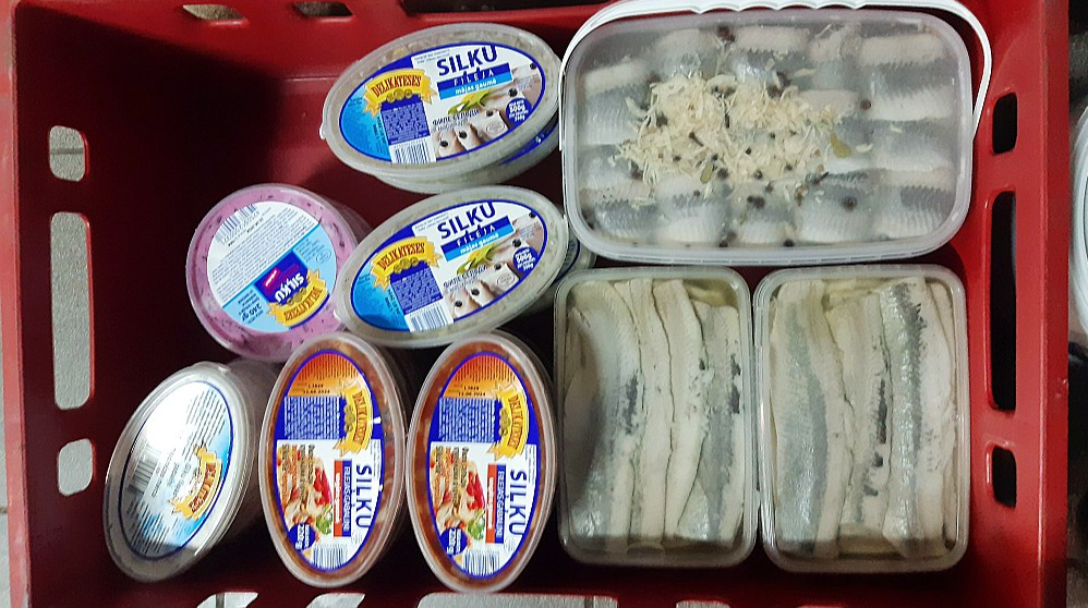 "Dagi" produkcijas pamatā ir siļķes.