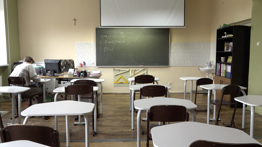 Dažās Rīgas vidusskolās pieteikušies pat 10 – 11 pretendenti uz vienu vietu.