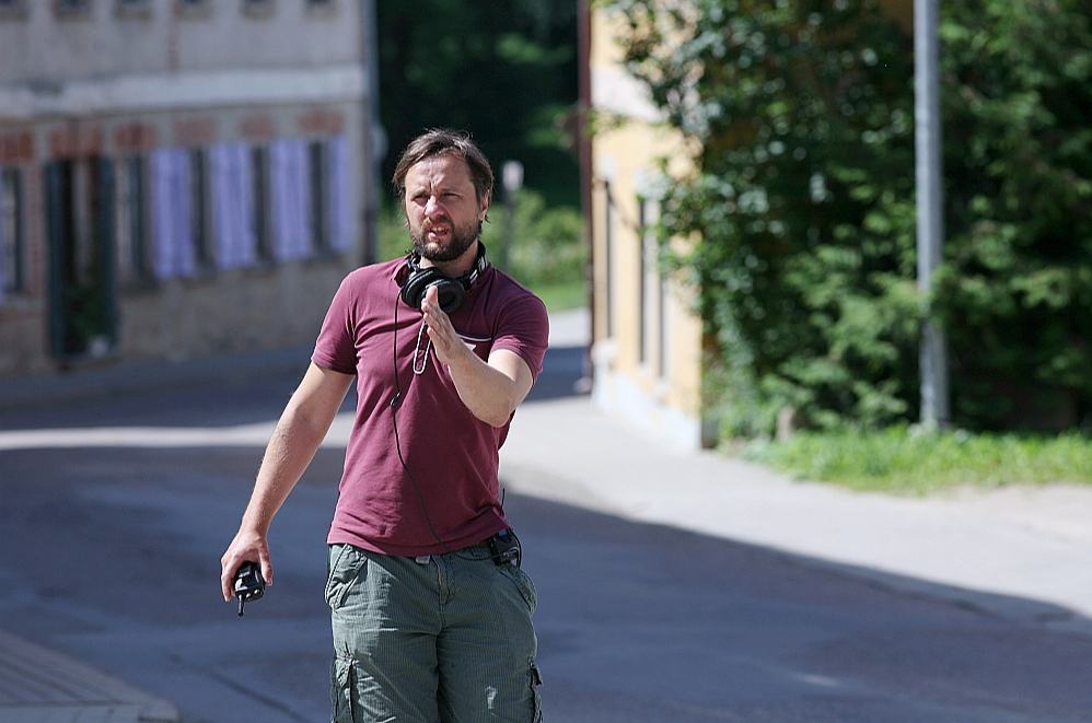 Režisors Kristaps Brīze: "Filmai skaitos režisors un scenārists, bet patiesībā šis jau ir kopdarbs, savu artavu devuši daudzi."