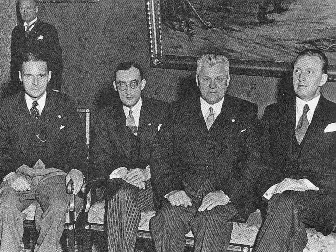 V. Munters, S. Lozoraitis, K. Ulmanis, J. Seljamā 1938. gadā Rīgā.