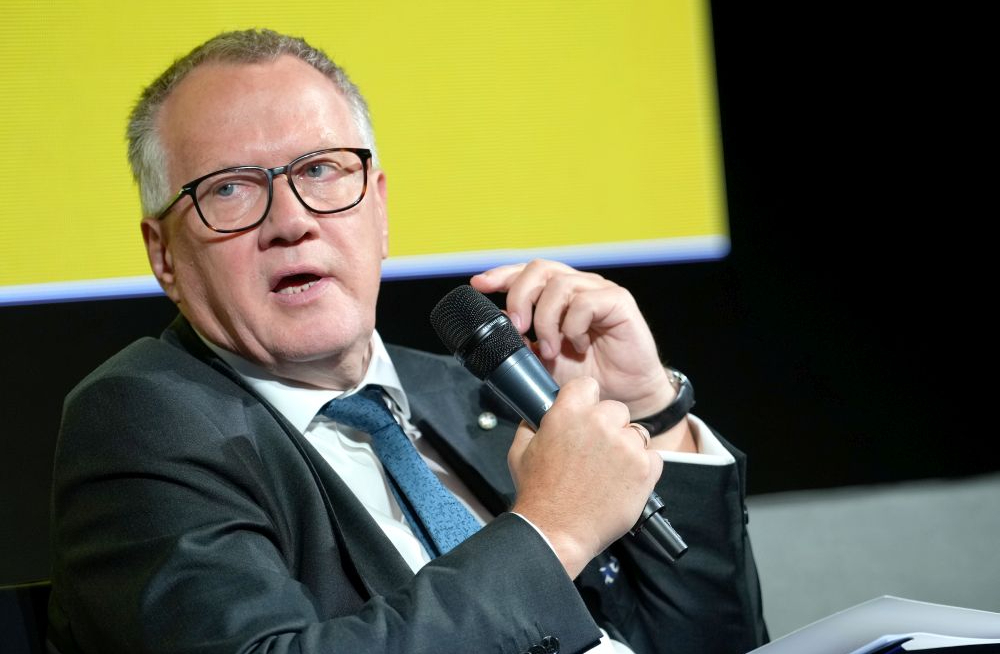 Finanšu ministrs Arvils Ašeradens.