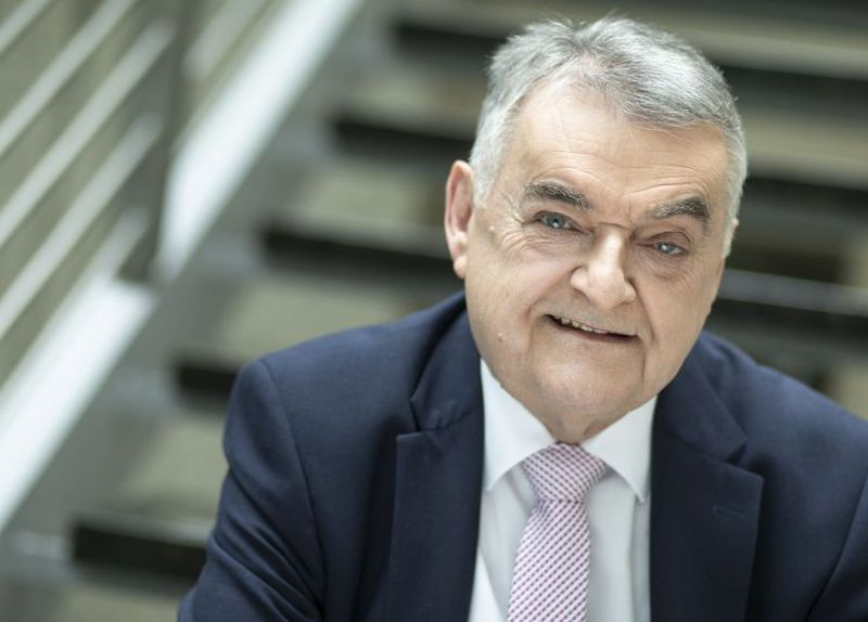 Ziemeļreinas-Vestfālenes iekšlietu ministrs Herberts Roils.