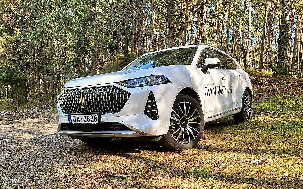 Ķīniešu zīmola uzlādējamais hibrīda apvidus auto "GWM Wey 05" ir aprīkots ar 39,7 kWh akumulatoru, kas tam nodrošina 146 kilometru sniedzamību (WLTP ciklā).