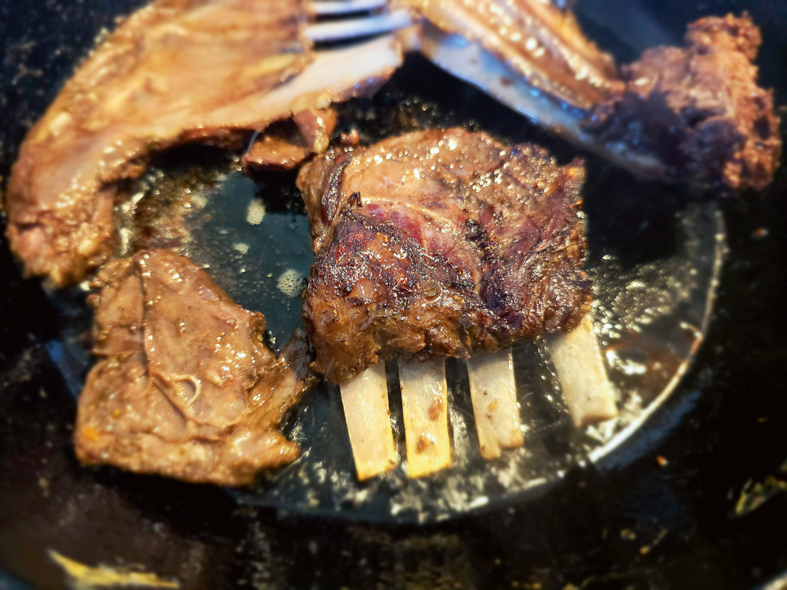 Sous vide buka ribas.