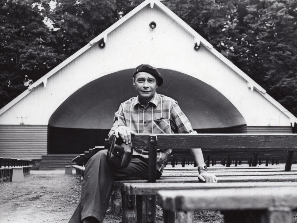 Ojārs Vācietis Arkādijas parka estrādē. 1981. gada augusts.