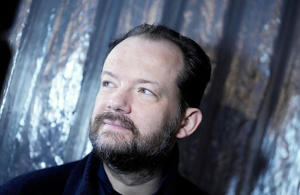 Andris Nelsons: "Rīga man ir īpaši nozīmīga pilsēta, jo šeit esmu dzimis, šeit dzīvo mani vecāki, mācās mana meitiņa un tieši šeit es uzsāku savu ceļu pie mūzikas."