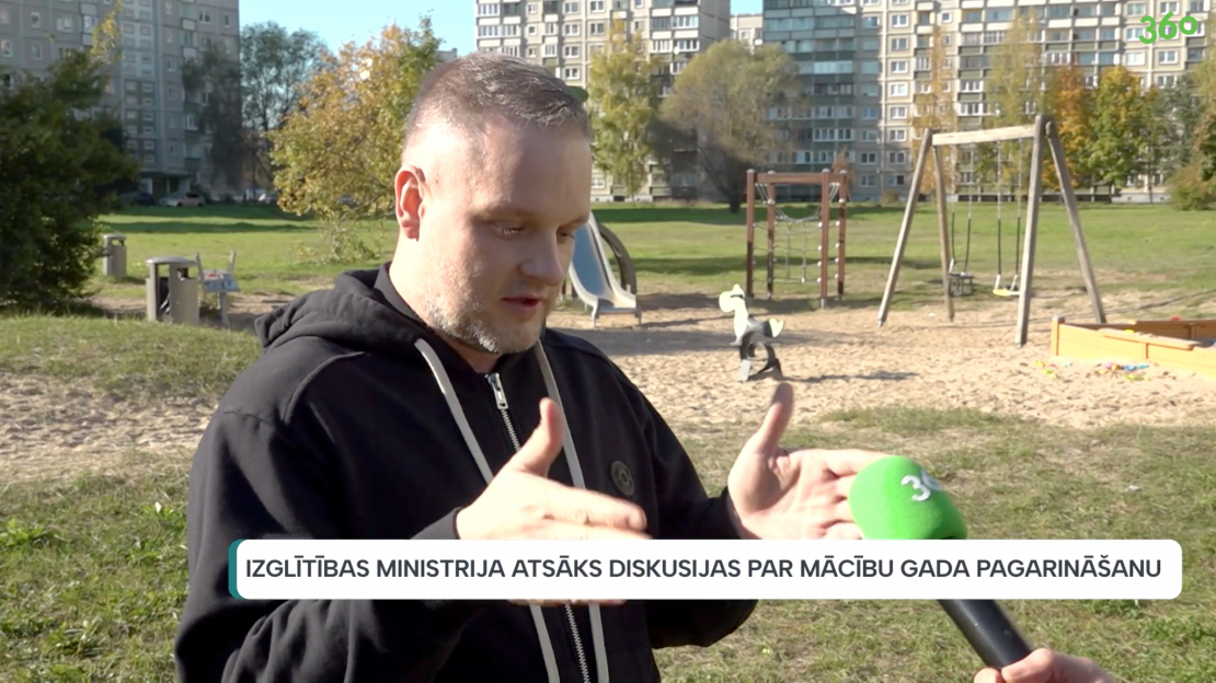 Portālā manabalss.lv iesniegtās iniciatīvas autors divu skolēnu tēvs Pjotrs Kurtukovs.