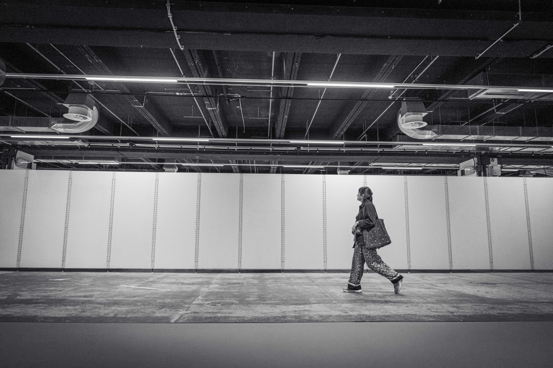 Frankfurtes ielas, galerijas, arhitektūra. Grāmatu tirgus. Vācija. 