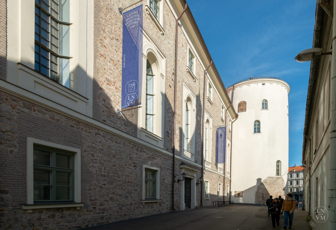 Latvijas Nacionālais vēstures muzejs atgriežas Rīgas pils atjaunotajā daļā.