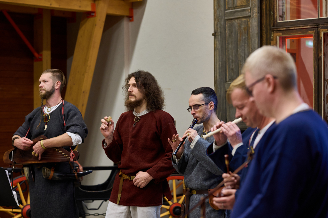 Folkloras un seno cīņu kopa "Vilkači" izdod ceturto studijas albumu.