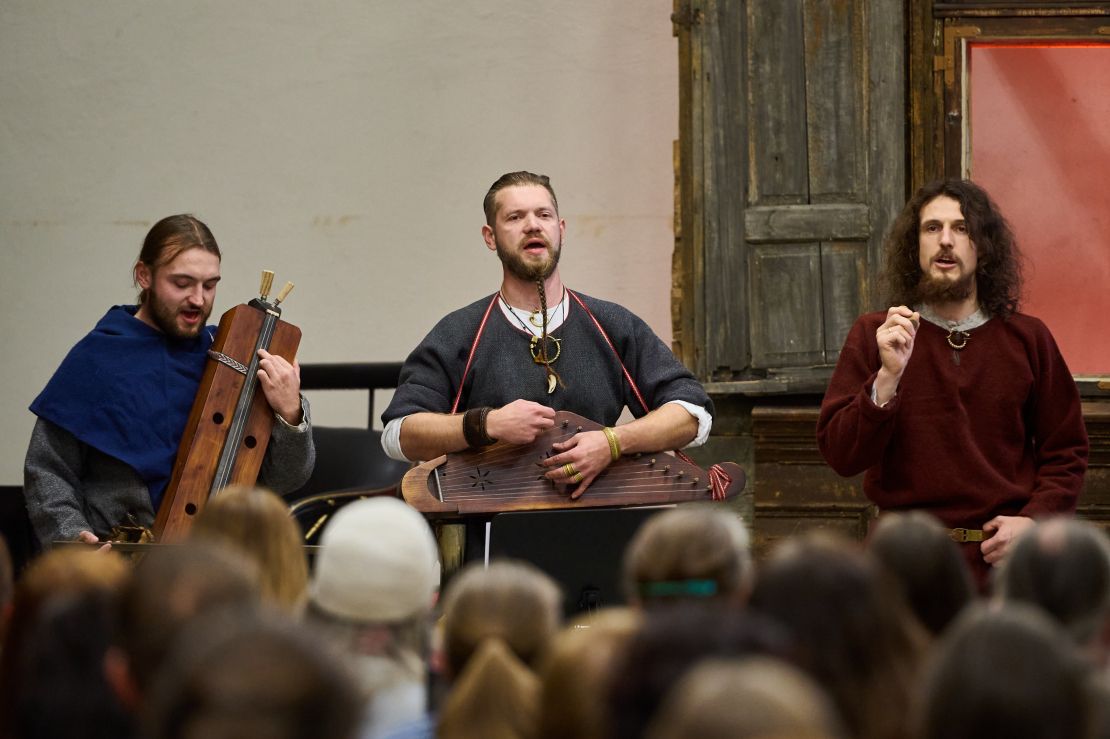 Folkloras un seno cīņu kopa "Vilkači" izdod ceturto studijas albumu.