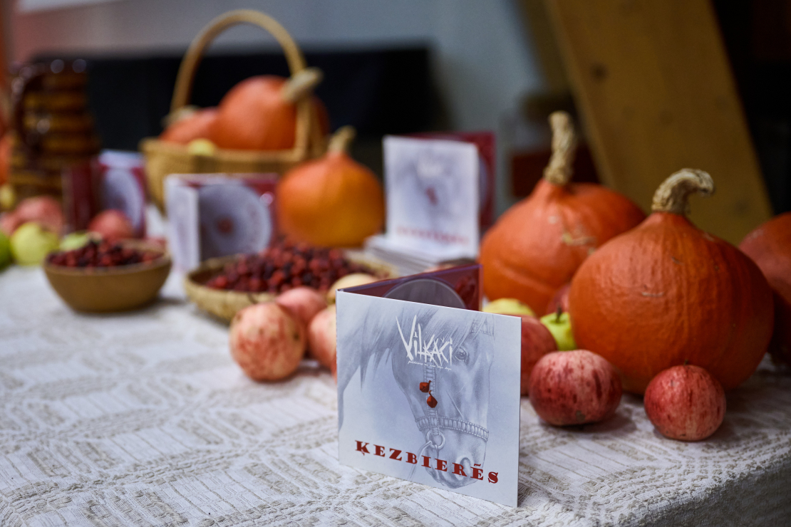 Folkloras un seno cīņu kopa "Vilkači" izdod ceturto studijas albumu.