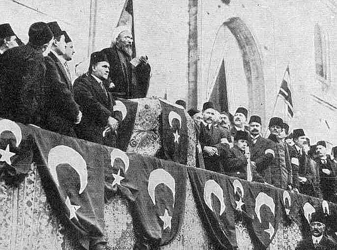 Džihāda pasludināšana antantes valstīm 1914. gada novembrī.