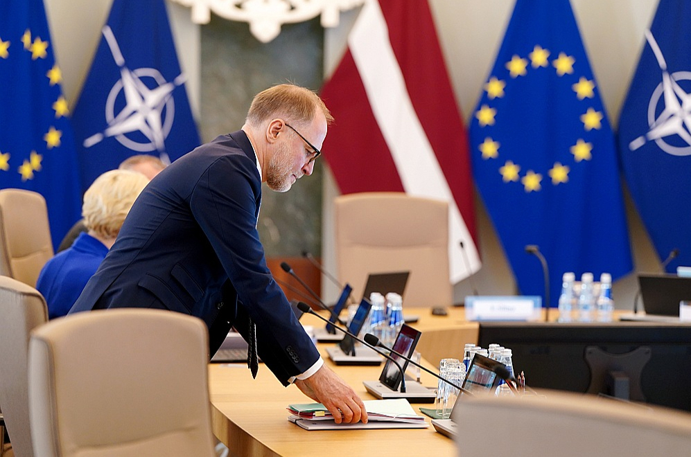 Abi gadījumi, kad Andris Sprūds izvairījies tikties ar opozīcijas frakcijām, deputātiem radījuši iespaidu, ka mums ir bailīgs aizsardzības ministrs.