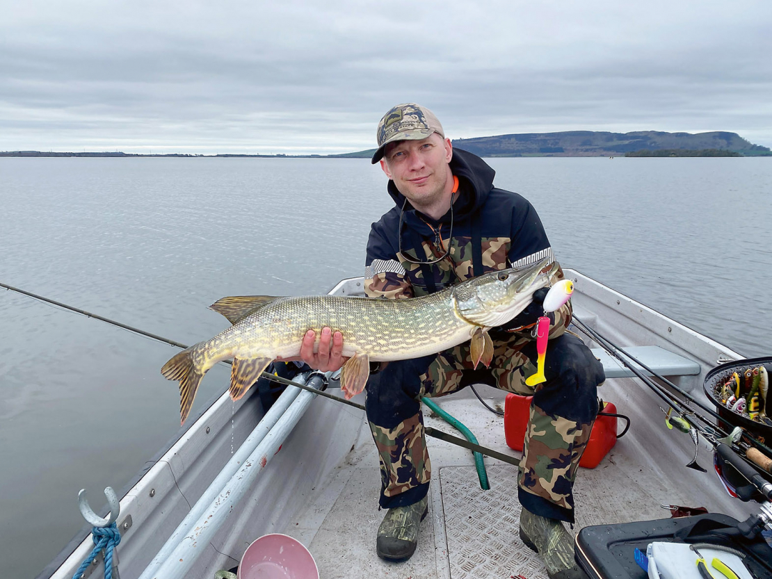 Jānis Bulavs no "J Fishing".