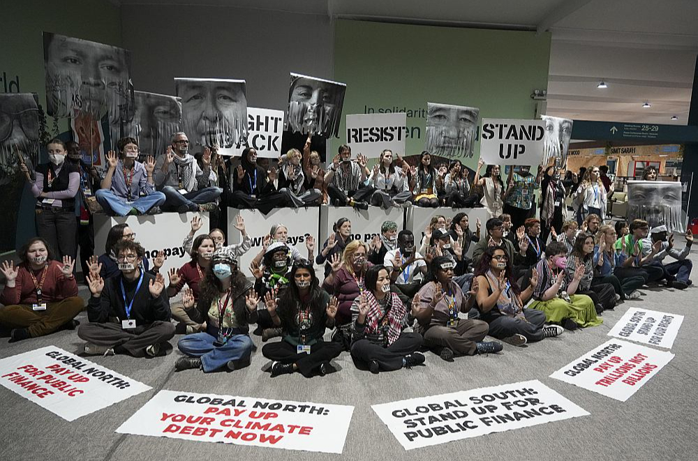 Protesta akcija COP29 norises vietā Baku.