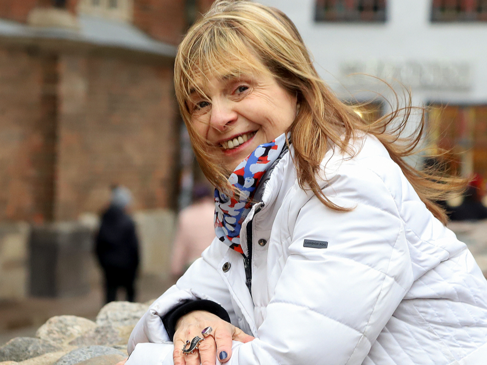 Baņuta Rubess: "Man tas būs ļoti liels notikums, satikties ar
latviešu lasītāju, jo grāmata netika rakstīta latviešu
lasītājam. To rakstīju lasītājam, kam ne sevišķi interesē
Latvijas vēsture."