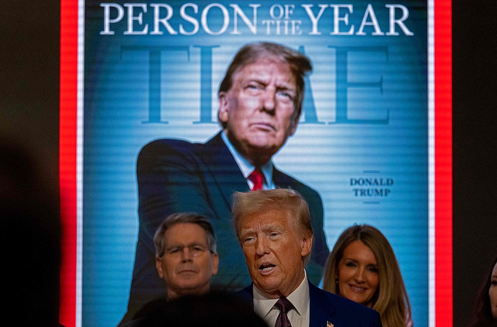 Žurnāls "Time" Donaldu Trampu atzinis par gada cilvēku, to pamatojot ar bijušā un tagad arī jaunievēlētā ASV prezidenta spēju panākt "vēsturisku atgriešanos".