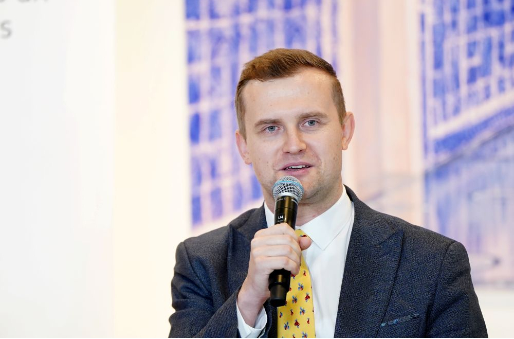 Veselības ministrijas parlamentārais sekretārs Artjoms Uršuļskis.
