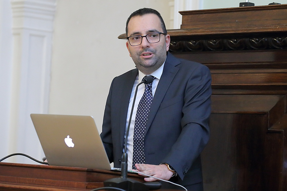 Turcijas Republikas vēstniecības rīkota konference Latvijas Universitātē.