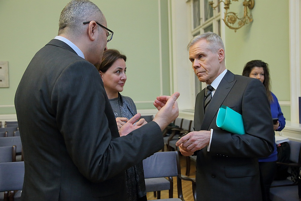 Turcijas Republikas vēstniecības rīkota konference Latvijas Universitātē.