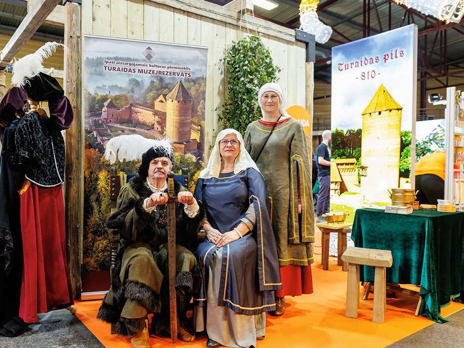 Izstādē "Balttour". 