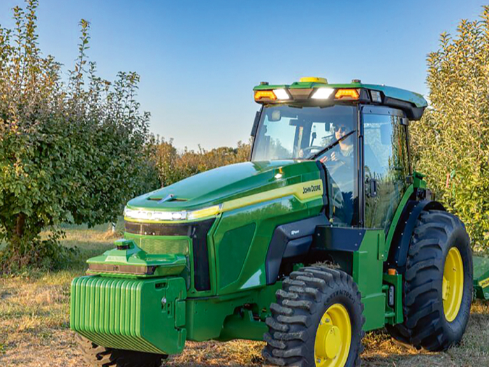 'John Deer E-Power' traktors.