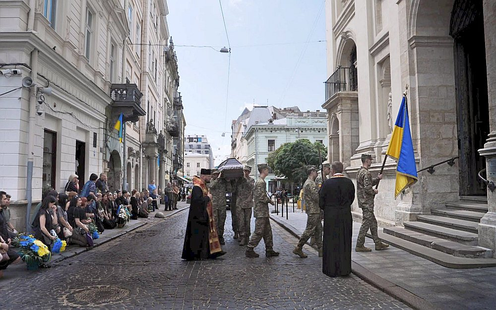 Kadrs no Vitālija Manska dokumentālās filmas "Laiks līdz mērķim".