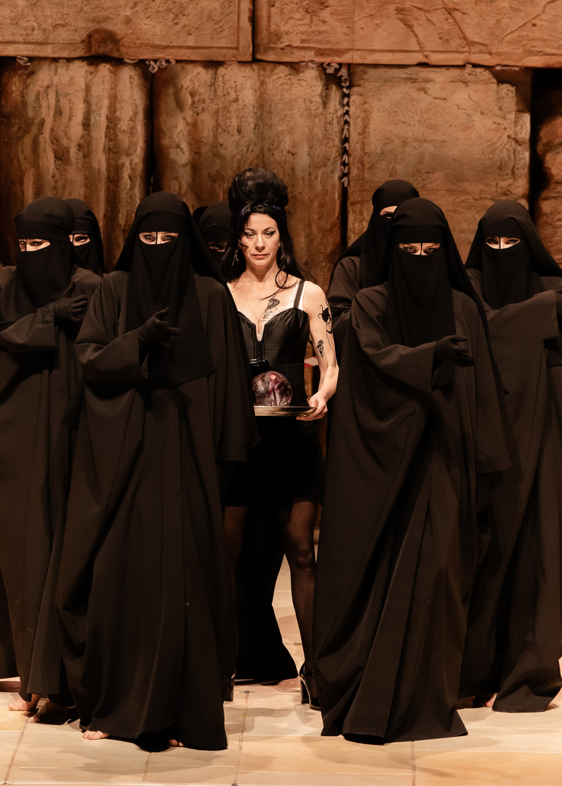 Operas "Salome" pirmizrāde.