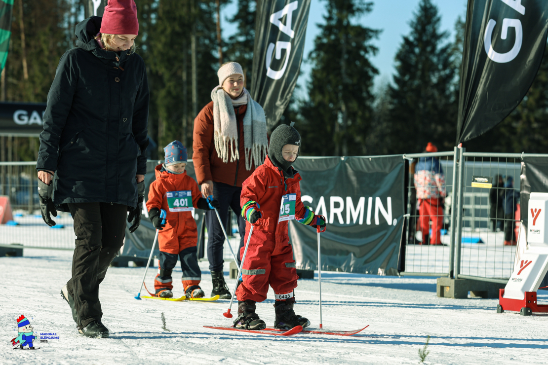 Madonā aizvadīts tradicionālais tautas slēpojums. 