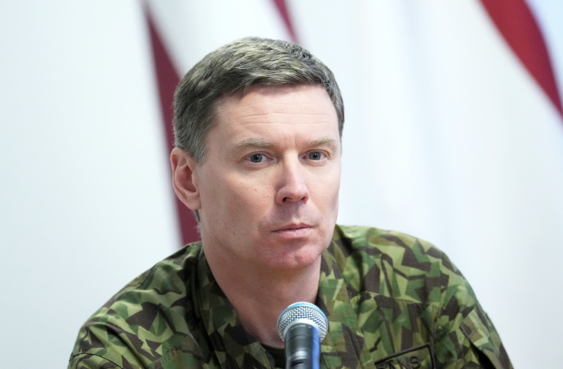 Nacionālo bruņoto spēku komandieris ģenerālmajors Kaspars Pudāns piedalās preses konferencē, kurā informē par aizsardzības nozares aktualitātēm.