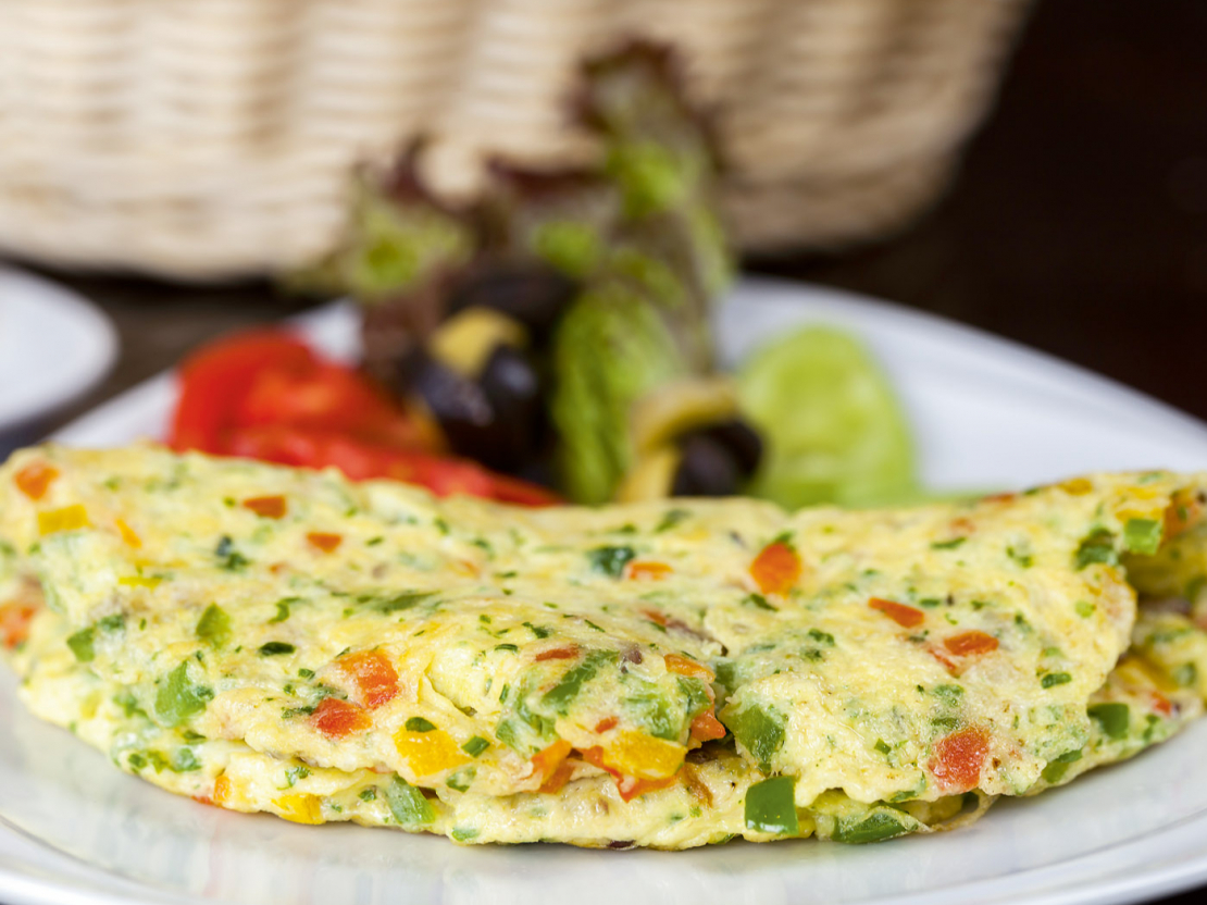 Dārzeņu omlete.