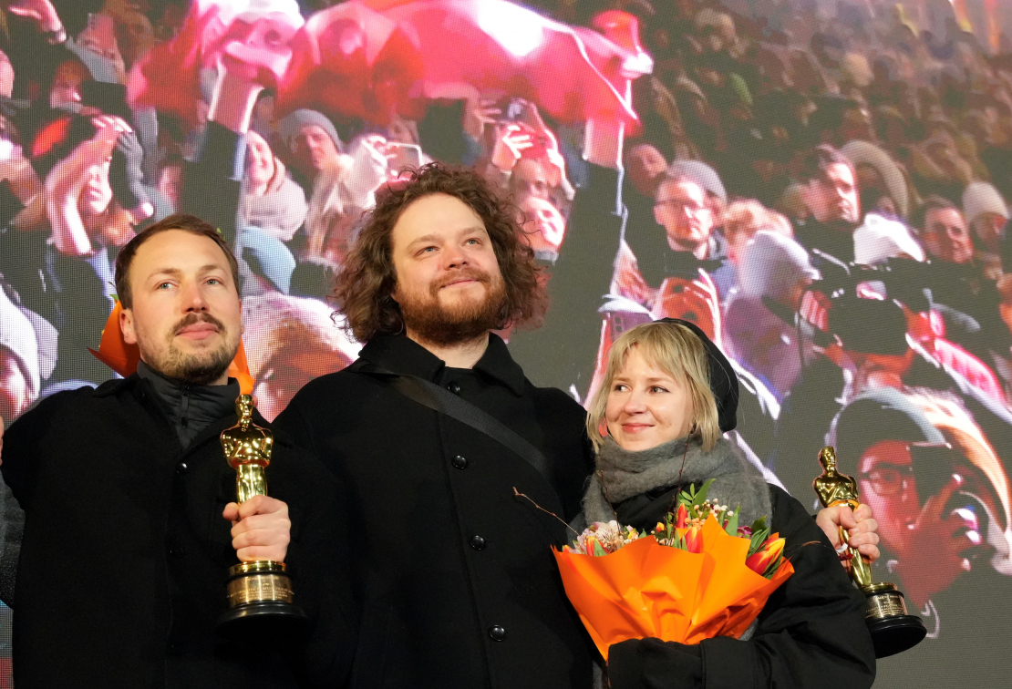 Animācijas filmas "Straume" komandas sagaidīšanas pasākums pie Brīvības pieminekļa.